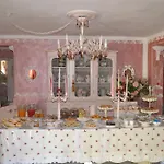 La Maison Delle Favole Bed & Breakfast *
