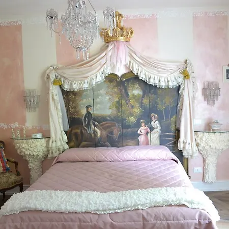La Maison Delle Favole فندق مبيت وإفطار ديسينسانو ديل غاردا
