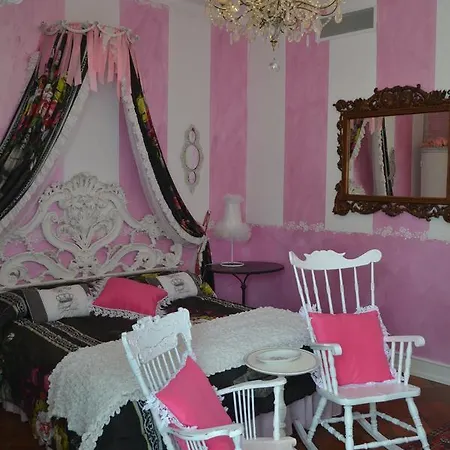 La Maison Delle Favole ديسينسانو ديل غاردا